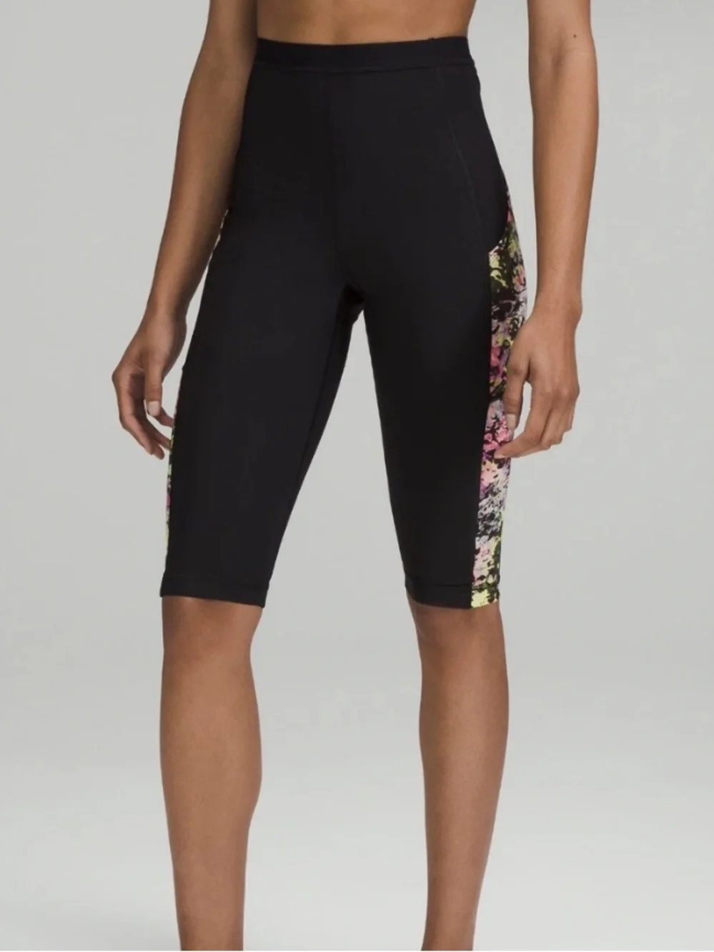 Lululemon High Rise Paddle Crop Size 8 - Picture 1 of 6
